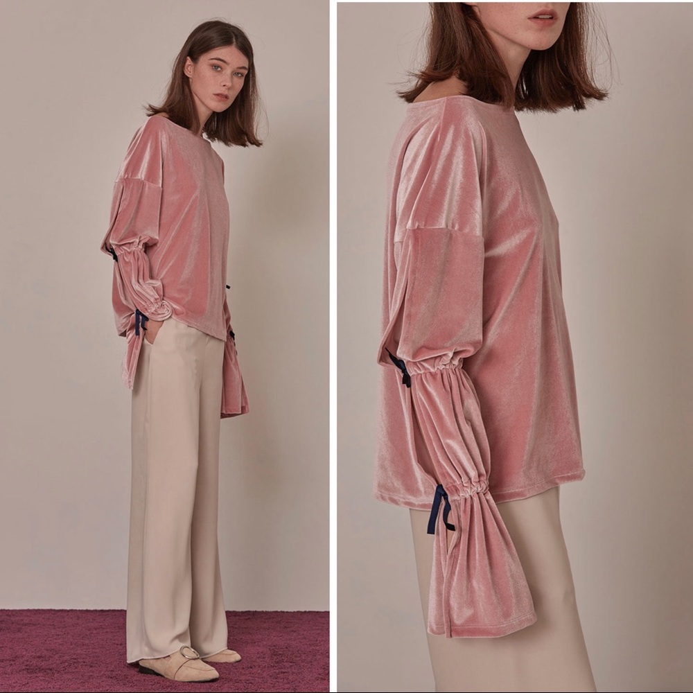 NEW WITH TAG Miranda & Moca velvet velour top with long sleeves, Size L